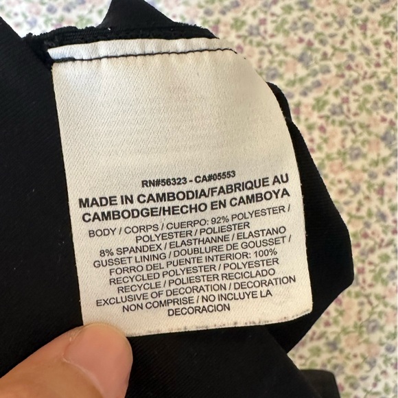 EUC Nike Shorts - Picture 4 of 7